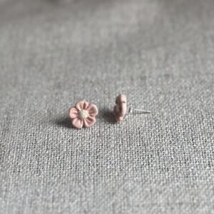 Kolczyki ceramiczne różowe kwiatki - obrazek 2