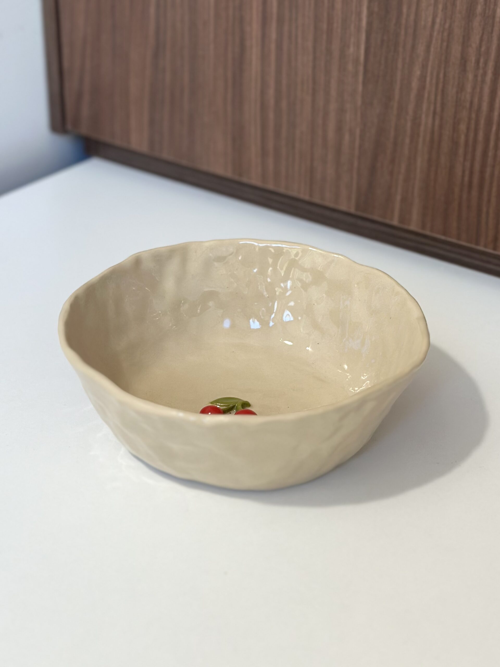 Miska ceramiczna z wiśnią 650ml - obrazek 3