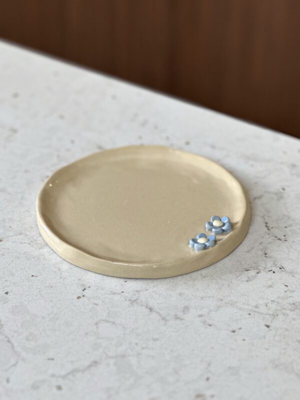 Talerzyk ceramiczny deserowy w kwiatki