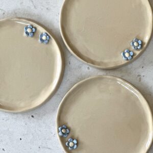 Talerzyk ceramiczny deserowy w kwiatki