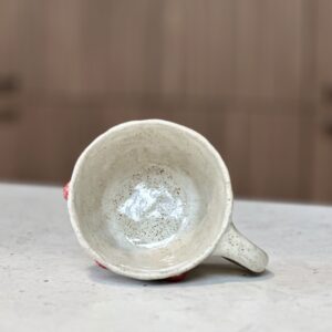 Ręcznie robiony kubek ceramiczny z truskawkami 3D – 250 ml - obrazek 3