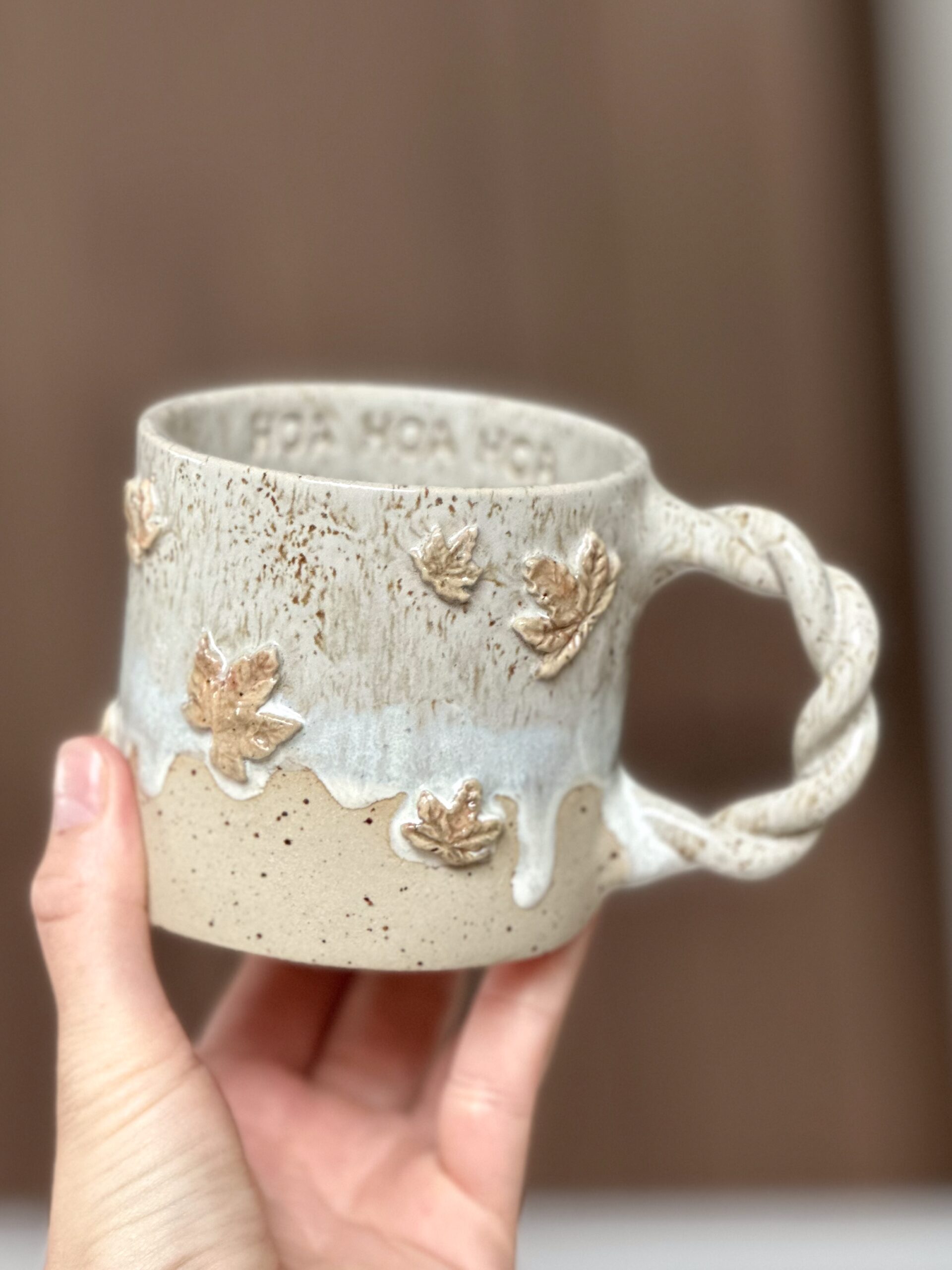 Kubek ceramiczny „HOA HOA HOA”  Listki– 300 ml - obrazek 2