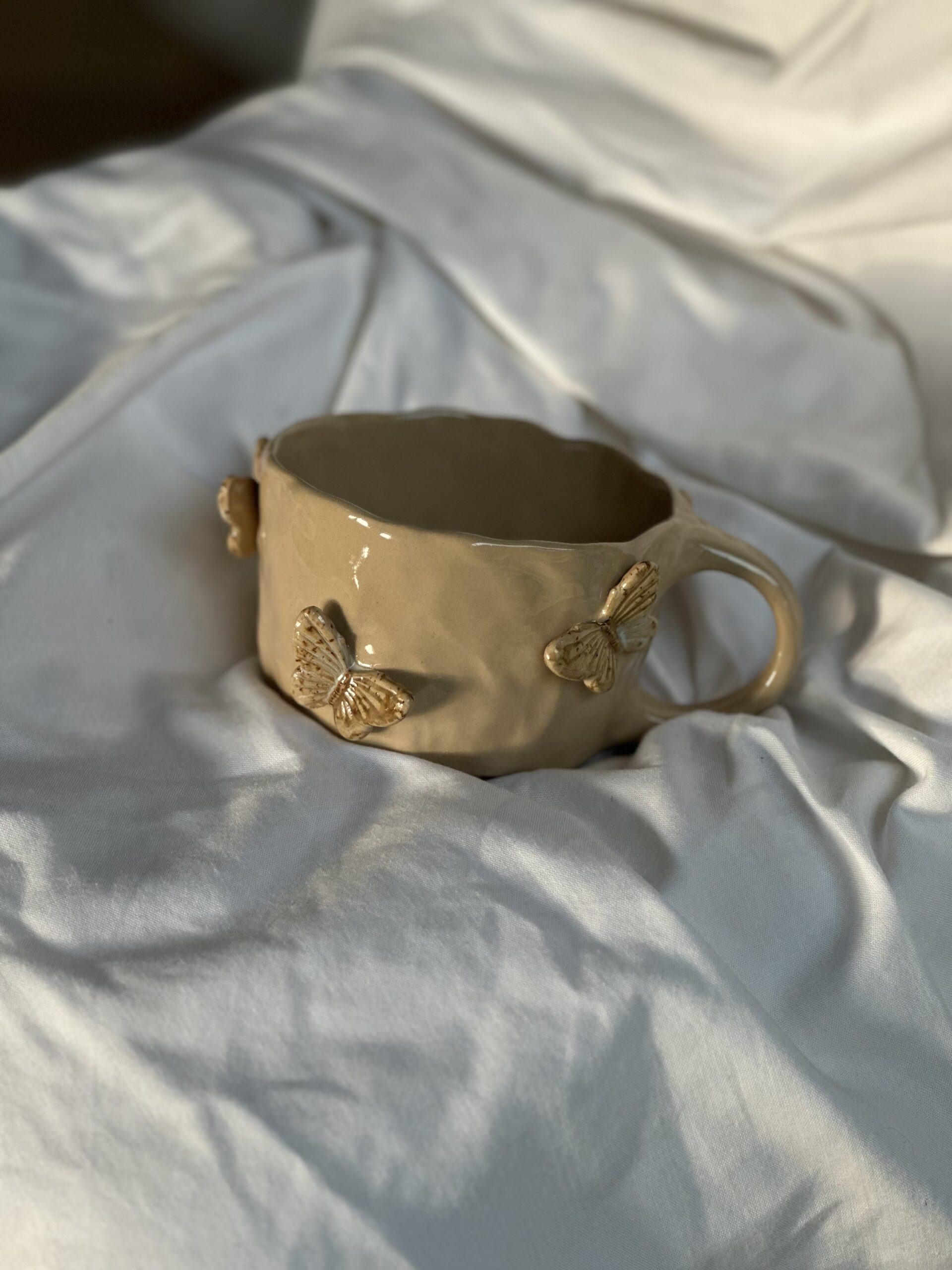 Kubek ceramiczny motylki - obrazek 3